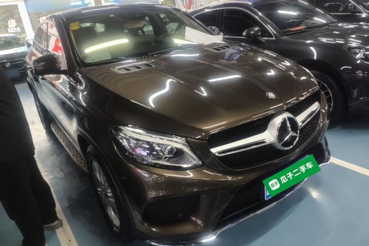 Used Mercedes-Benz GLE Coupe 2015 GLE 320 4MATIC Coupe SUV Front Right 45 Deg