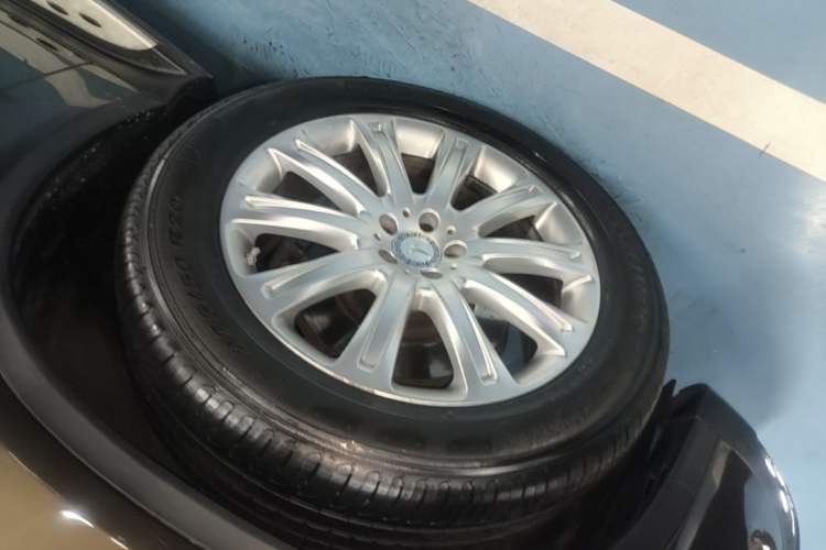 Used Mercedes-Benz GLE Coupe 2015 GLE 320 4MATIC Coupe SUV Left Front Wheel Hub