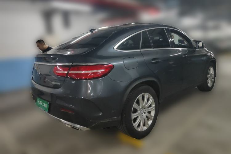 Used Mercedes-Benz GLE Coupe 2015 GLE 320 4MATIC Coupe SUV Rear Right 45 Deg