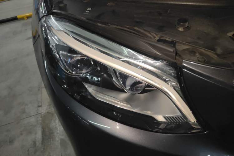 Used Mercedes-Benz GLE Coupe 2015 GLE 320 4MATIC Coupe SUV Right Front Headlight