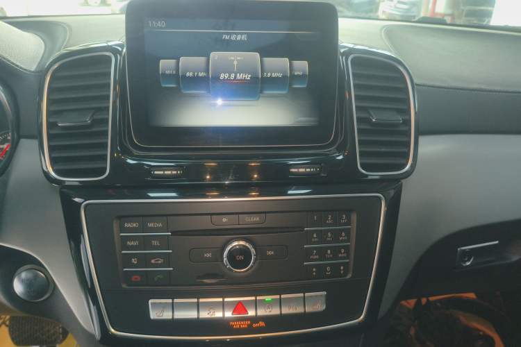 Used Mercedes-Benz GLE Coupe 2015 GLE 400 4MATIC Coupe SUV Audio And AC Panel