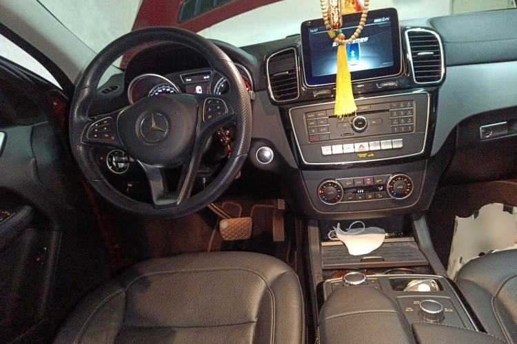 Used Mercedes-Benz GLE Coupe 2015 GLE 320 4MATIC Coupe SUV Center Console