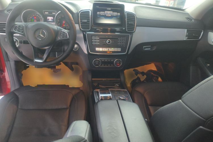 Used Mercedes-Benz GLE Coupe 2015 GLE 400 4MATIC Coupe SUV Center Console
