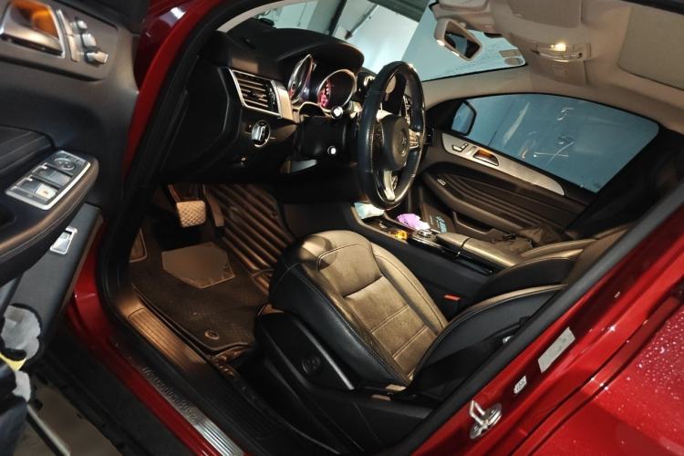 Used Mercedes-Benz GLE Coupe 2015 GLE 320 4MATIC Coupe SUV Driver Seat