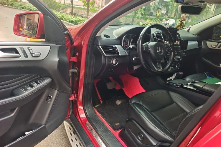 Used Mercedes-Benz GLE Coupe 2015 GLE 320 4MATIC Coupe SUV Driver Seat