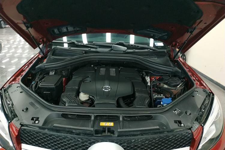 Used Mercedes-Benz GLE Coupe 2015 GLE 320 4MATIC Coupe SUV Engine Bay