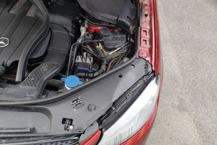 Used Mercedes-Benz GLE Coupe 2015 GLE 320 4MATIC Coupe SUV Engine Bay Left
