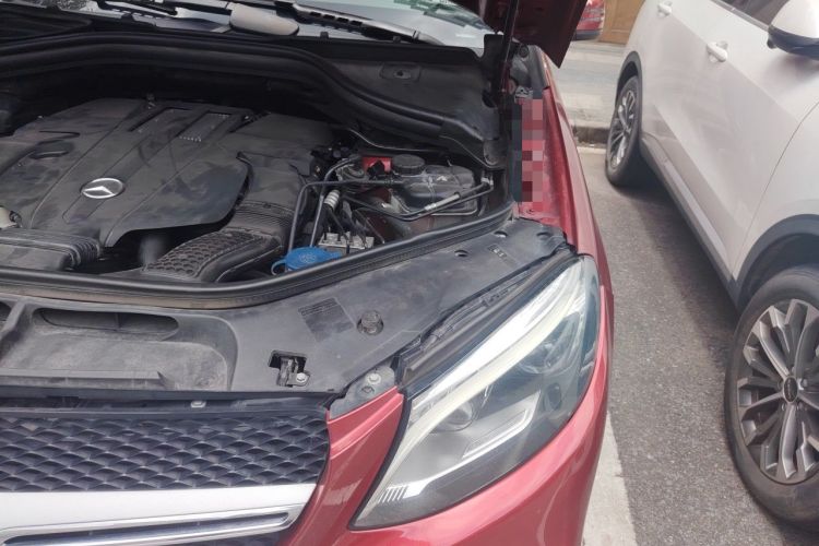 Used Mercedes-Benz GLE Coupe 2015 GLE 320 4MATIC Coupe SUV Engine Bay Left