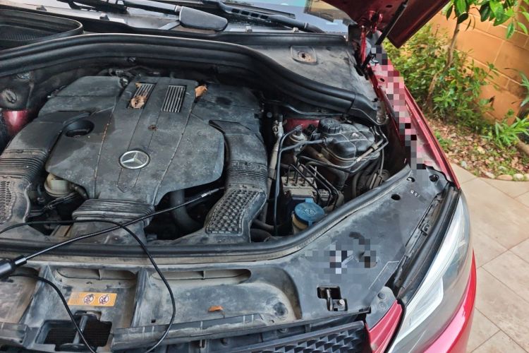 Used Mercedes-Benz GLE Coupe 2015 GLE 320 4MATIC Coupe SUV Engine Bay Left