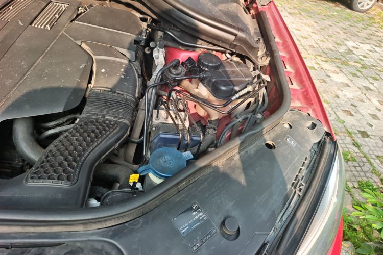 Used Mercedes-Benz GLE Coupe 2015 GLE 320 4MATIC Coupe SUV Engine Bay Left