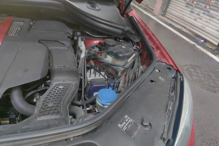 Used Mercedes-Benz GLE Coupe 2015 GLE 450 AMG 4MATIC Coupe SUV Engine Bay Left