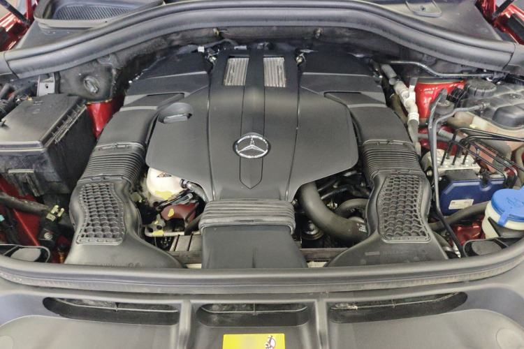 Used Mercedes-Benz GLE Coupe 2015 GLE 320 4MATIC Coupe SUV Engine Bay