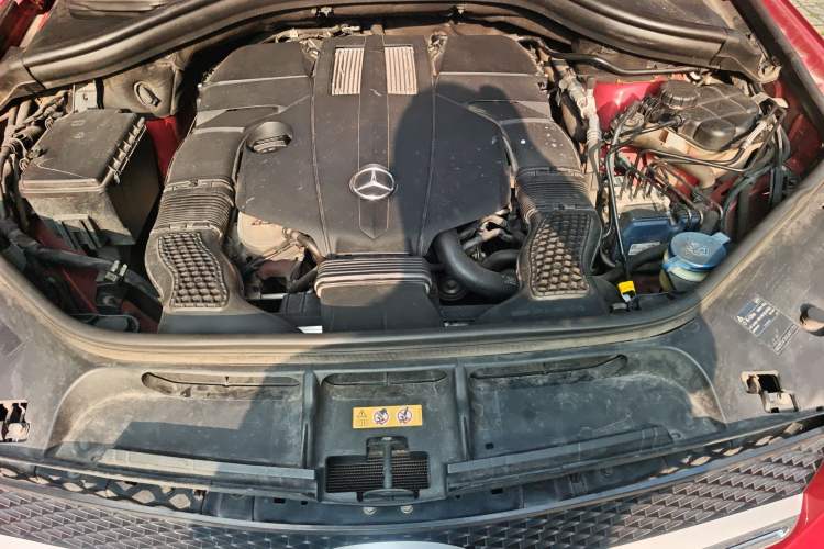 Used Mercedes-Benz GLE Coupe 2015 GLE 320 4MATIC Coupe SUV Engine Bay