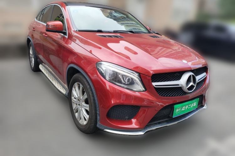 Used Mercedes-Benz GLE Coupe 2015 GLE 320 4MATIC Coupe SUV Front Right 45 Deg