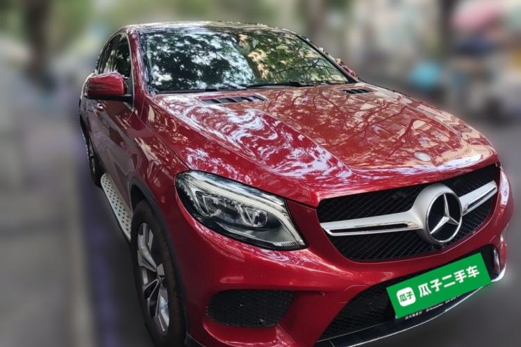 Used Mercedes-Benz GLE Coupe 2015 GLE 400 4MATIC Coupe SUV Front Right 45 Deg