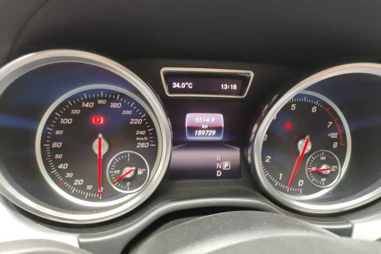 Used Mercedes-Benz GLE Coupe 2015 GLE 320 4MATIC Coupe SUV Instrument Cluster