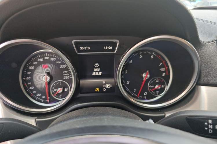 Used Mercedes-Benz GLE Coupe 2015 GLE 320 4MATIC Coupe SUV Instrument Cluster