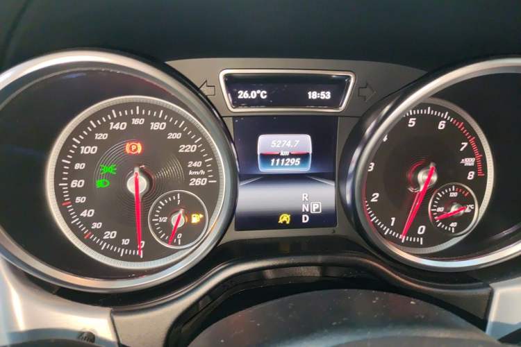 Used Mercedes-Benz GLE Coupe 2015 GLE 400 4MATIC Coupe SUV Instrument Cluster