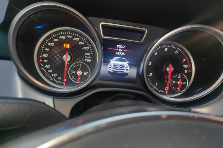 Used Mercedes-Benz GLE Coupe 2015 GLE 450 AMG 4MATIC Coupe SUV Instrument Cluster
