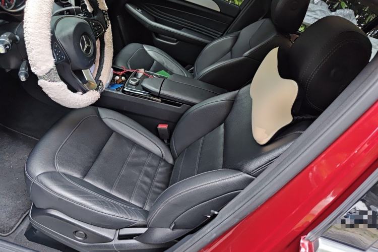 Used Mercedes-Benz GLE Coupe 2015 GLE 320 4MATIC Coupe SUV Left Front Seat