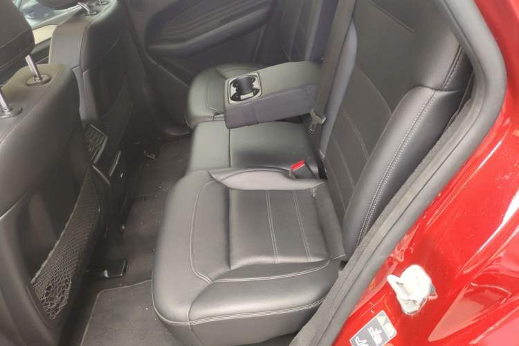 Used Mercedes-Benz GLE Coupe 2015 GLE 320 4MATIC Coupe SUV Left Rear Seat