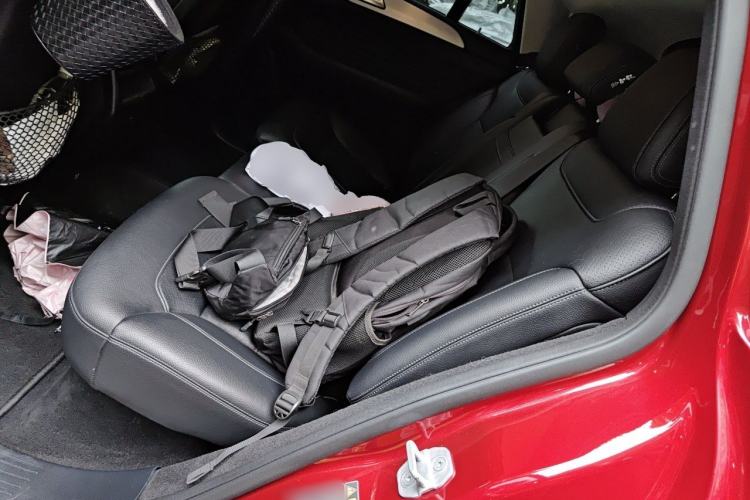 Used Mercedes-Benz GLE Coupe 2015 GLE 320 4MATIC Coupe SUV Left Rear Seat