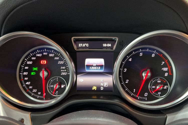Used Mercedes-Benz GLE Coupe 2015 GLE 320 4MATIC Coupe SUV Odometer Close Up