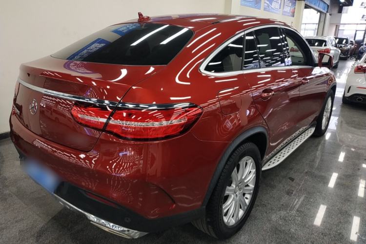 Used Mercedes-Benz GLE Coupe 2015 GLE 320 4MATIC Coupe SUV Rear Right 45 Deg