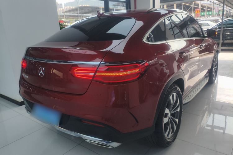 Used Mercedes-Benz GLE Coupe 2015 GLE 400 4MATIC Coupe SUV Rear Right 45 Deg