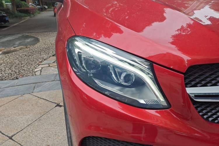 Used Mercedes-Benz GLE Coupe 2015 GLE 400 4MATIC Coupe SUV Right Front Headlight