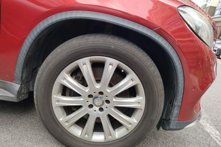 Used Mercedes-Benz GLE Coupe 2015 GLE 320 4MATIC Coupe SUV Right Front Wheel Hub