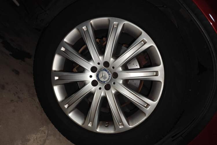 Used Mercedes-Benz GLE Coupe 2015 GLE 320 4MATIC Coupe SUV Right Front Wheel Hub