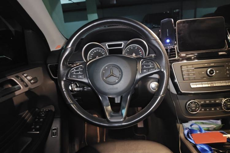Used Mercedes-Benz GLE Coupe 2015 GLE 400 4MATIC Coupe SUV Steering Wheel