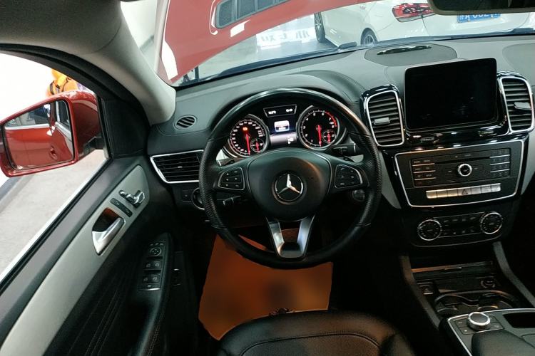 Used Mercedes-Benz GLE Coupe 2015 GLE 320 4MATIC Coupe SUV Steering Wheel