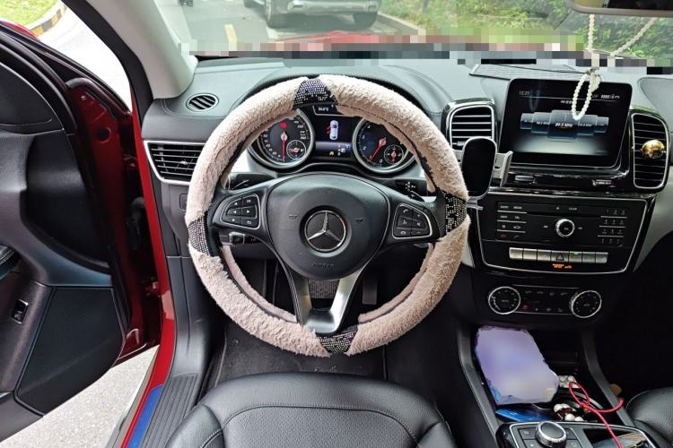 Used Mercedes-Benz GLE Coupe 2015 GLE 320 4MATIC Coupe SUV Steering Wheel