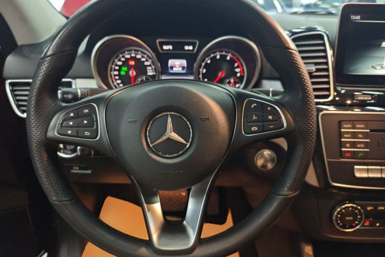 Used Mercedes-Benz GLE Coupe 2015 GLE 320 4MATIC Coupe SUV Steering Wheel
