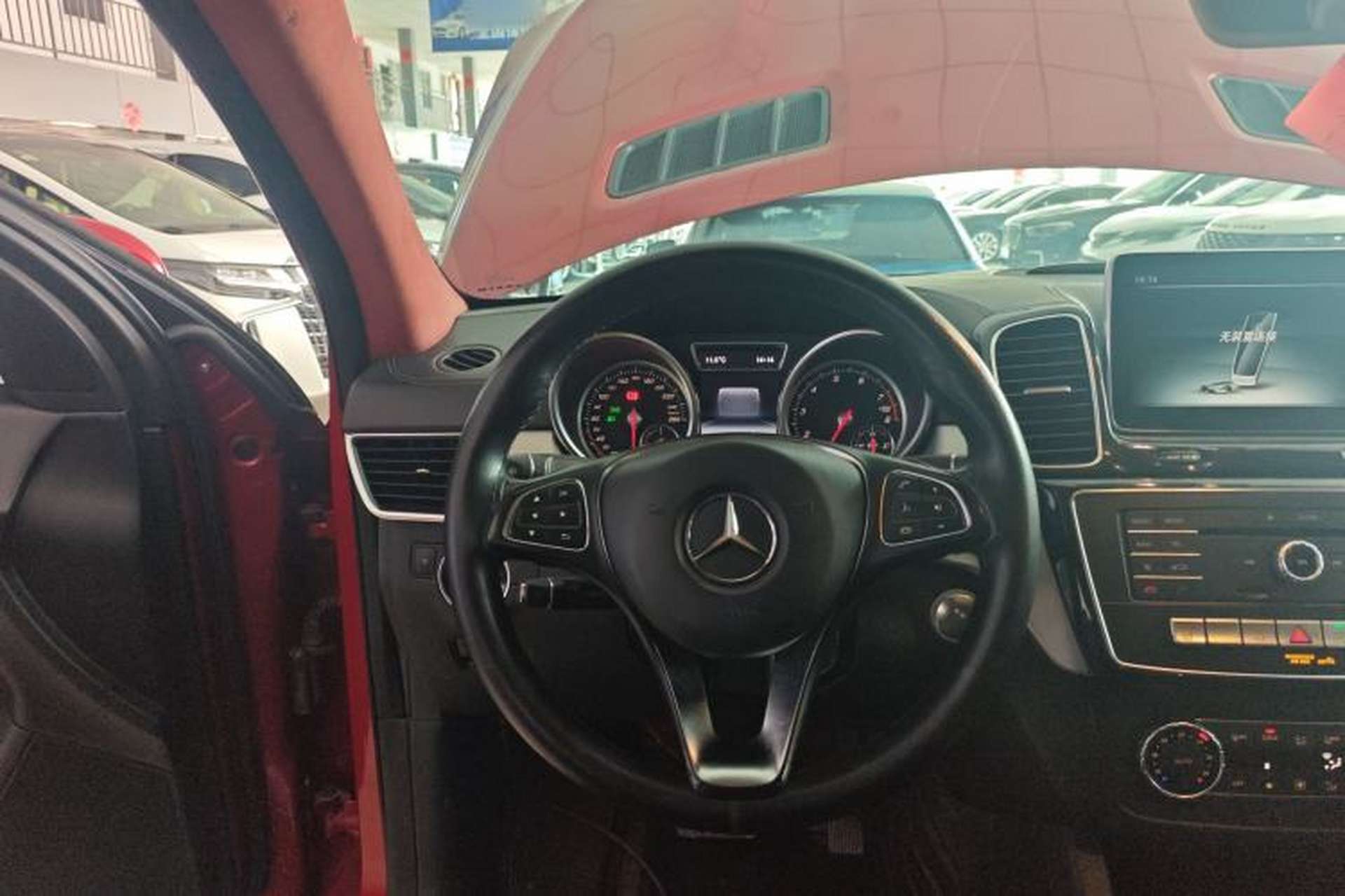 Used Mercedes-Benz GLE Coupe 2015 GLE 320 4MATIC Coupe SUV Steering Wheel