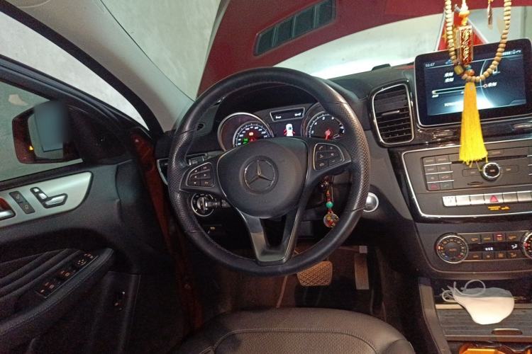 Used Mercedes-Benz GLE Coupe 2015 GLE 320 4MATIC Coupe SUV Steering Wheel