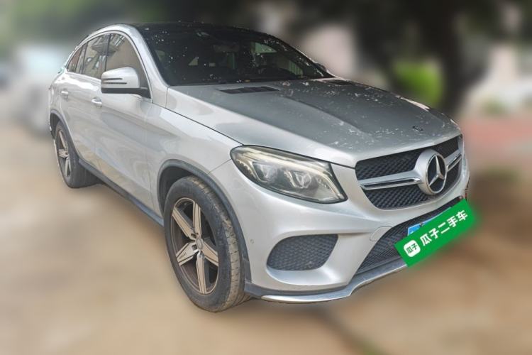 Used Mercedes-Benz GLE Coupe 2015 GLE 320 4MATIC Coupe SUV Front Right 45 Deg