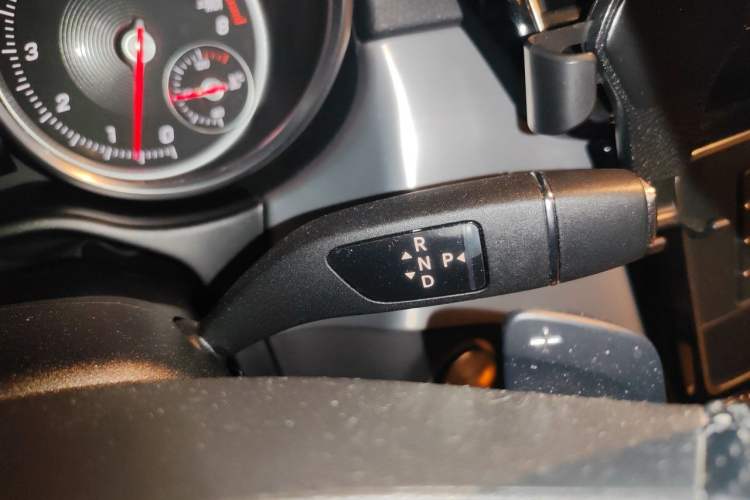 Used Mercedes-Benz GLE Coupe 2015 GLE 320 4MATIC Coupe SUV Gear Lever