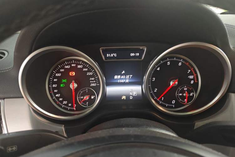 Used Mercedes-Benz GLE Coupe 2015 GLE 320 4MATIC Coupe SUV Instrument Cluster
