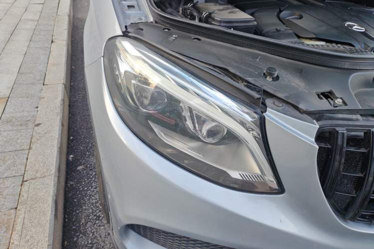 Used Mercedes-Benz GLE Coupe 2015 GLE 320 4MATIC Coupe SUV Right Front Headlight