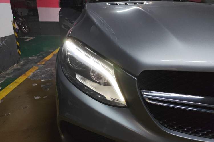 Used Mercedes-Benz GLE Coupe 2015 GLE 450 AMG 4MATIC Coupe SUV Right Front Headlight
