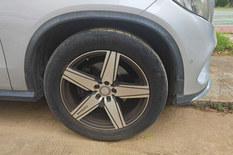 Used Mercedes-Benz GLE Coupe 2015 GLE 320 4MATIC Coupe SUV Right Front Wheel Hub