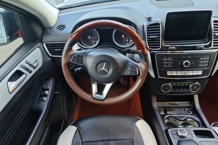 Used Mercedes-Benz GLE Coupe 2015 GLE 320 4MATIC Coupe SUV Steering Wheel