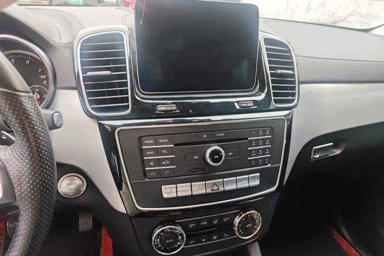 Used Mercedes-Benz GLE Coupe 2015 GLE 320 4MATIC Coupe SUV Audio And AC Panel