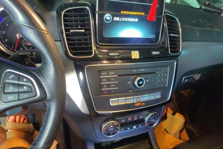 Used Mercedes-Benz GLE Coupe 2015 GLE 320 4MATIC Coupe SUV Audio And AC Panel