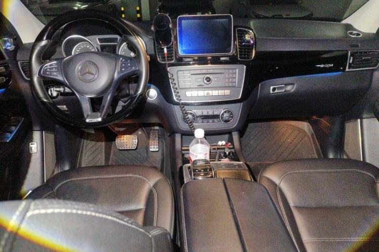 Used Mercedes-Benz GLE Coupe 2015 GLE 400 4MATIC Coupe SUV Center Console