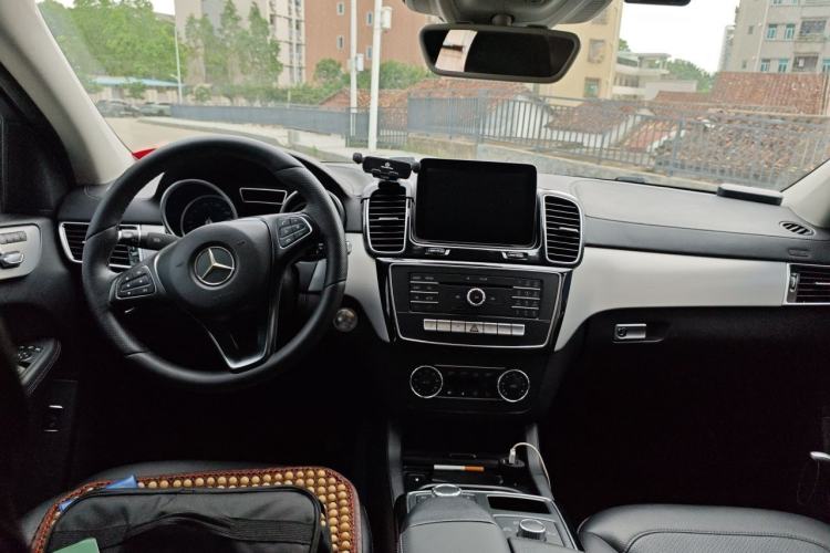 Used Mercedes-Benz GLE Coupe 2015 GLE 320 4MATIC Coupe SUV Center Console