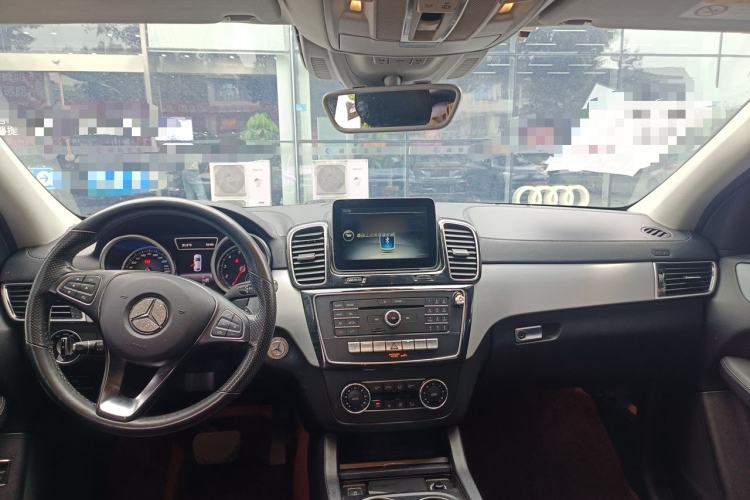 Used Mercedes-Benz GLE Coupe 2015 GLE 320 4MATIC Coupe SUV Center Console